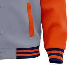 Chaqueta Universitaria con Capucha en Relieve al por Mayor, Chaqueta Cortavientos Sostenible para Hombre, Chaqueta Vintage Cálida para Hombre OEM/ODM de Invierno - Product Image 4