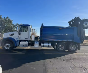 Meilleur!! Véhicule de transport de marchandises à moteur diesel avancé avec cabine confortable pour la logistique transfrontalière et la conduite longue distance - Product Image 2