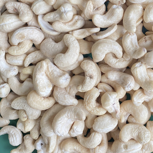 Prix d'usine bon marché Noix de cajou brutes Noix de cajou Vietnam Noix de cajou 10 Kg avec taxe gratuite - Product Image 1