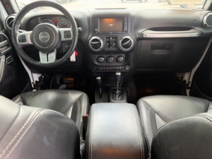 Jeep Wrangler Unlimited 4WD 2016, Automático de 5 Velocidades, Superventas - Product Image 3