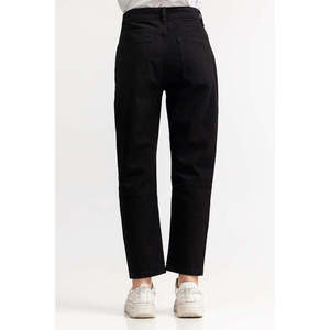 Jean en denim noir basique taille haute WM-JNS-SS24-005 – Élément de mode simple - Product Image 2