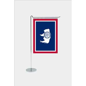 Drapeau de l'État du Wyoming en forme de L pour bureau, imprimé numériquement, avec mât en aluminium - Product Image 1