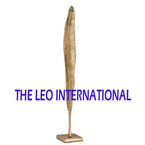 Escultura Abstracta de Metal Artística Hecha a Mano con Diseño de Manzana y Pera, Estética Ideal para la Decoración del Hogar Moderno - Product Image 5