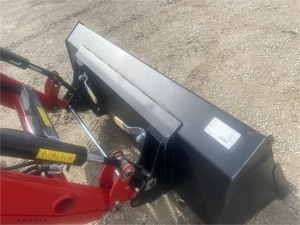 Équipement Agricole Occasion 2021 MASSEY FERGUSON 2860M Fournisseur direct Tracteurs Utilitaires Massey Model 4X4 - Product Image 4