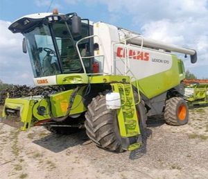 Fairly Used Agriculture Machinery Corn Harvester CLAAS LEXION 570 for Potato Wheat Corn Rice Peanut Harvesting - Product Image 2