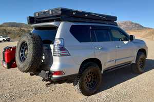 Lexus GX 460 V8 2014 Usado, con Bloqueo del Diferencial Central, Tracción en las Cuatro Ruedas - Product Image 2