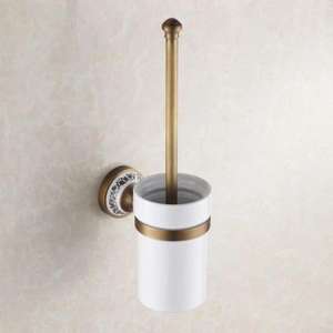 Porte-serviettes vintage en laiton avec détails artistiques et construction durable en métal doré de qualité supérieure pour intérieurs classiques - Product Image 4