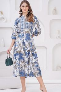 Élégance sans effort avec cette robe kurti bleu serein à imprimés abstraits doux, conçue à partir de tissu respirant et léger. - Product Image 3