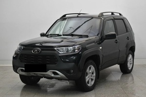 Niva Travel I 2023 (VAZ) - Faible kilométrage, moteur silencieux, transmission automatique, toit ouvrant panoramique, phares LED - Product Image 5