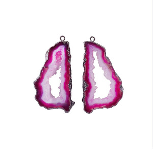 Paires de boucles d'oreilles élégantes en agate rose fantaisie, faites à la main, en laiton plaqué argent noir électrolytique, 25x32mm, apprêts de bijouterie - Product Image 5