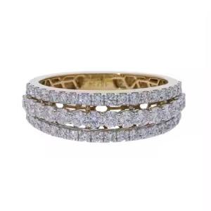 Elegante anillo de triple fila de diamantes naturales de oro de 14 quilates con brillantes diamantes redondos en diseño clásico de pavé y punta - Product Image 2