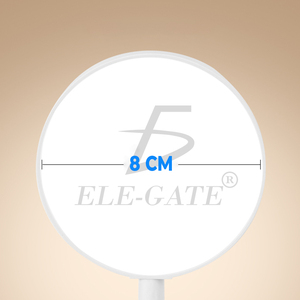 Lampe LED à batterie rechargeable avec éclairage flexible, design minimaliste et corps en plastique blanc, abat-jour blanc - Product Image 4