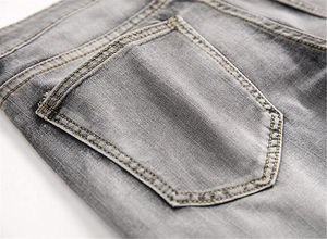 กางเกงยีนส์ขาสั้นผู้ชายทรงหลวม สไตล์สตรีทแวร์ลำลอง ผ้าฝ้าย 100% ปักโลโก้ตามสั่ง เอวสูง ยางยืด ใส่สบาย - Product Image 5