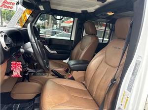 Voiture d'occasion fiable Jeep Wrangler Unlimited Sahara 4 portes SUV 4x4 (3.6L 6 cylindres 5A) 2017 - Product Image 4