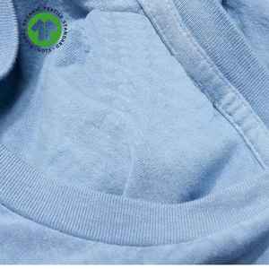 Camiseta orgánica para hombre azul claro, jersey de 4,3 oz, suave y transpirable con cuello acanalado clásico - Product Image 1