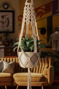 Macetero de Macramé Natural para Decoración del Hogar Ecológica, Apoya un Estilo de Vida Sostenible y la Jardinería Interior - Product Image 2