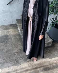 Vêtements islamiques turcs en soie satinée anti-rides de luxe sur mesure pour femmes de petite taille, manches longues, Dubaï, musulman - Product Image 1