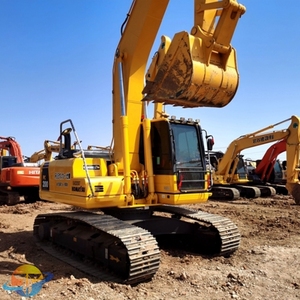 รถขุดตีนตะขาบ Komatsu PC200-8 มือสอง ประสิทธิภาพสูง น้ำหนักใช้งาน 20 ตัน ขายตรง พร้อมอะไหล่เครื่องยนต์หลัก - Product Image 1