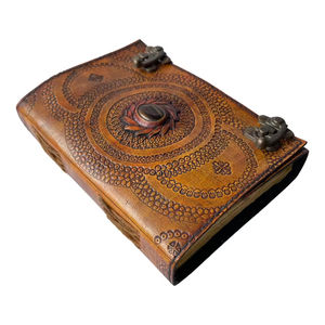 Diario de cuero genuino hecho a mano con tachuelas de piedra marrón, papel de algodón con borde de cubierta hecho a mano, diario en blanco con dos cerraduras en C antiguas, regalo - Product Image 1