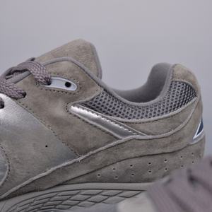 รองเท้าวิ่งดีไซน์เนอร์ใหม่ขายส่ง รุ่น 2002R ผ้าไนลอนตาข่าย คุณภาพสูง แฟชั่นย้อนยุค รองเท้าเทนนิส ระบายอากาศได้ดี สวมใส่สบาย - Product Image 3