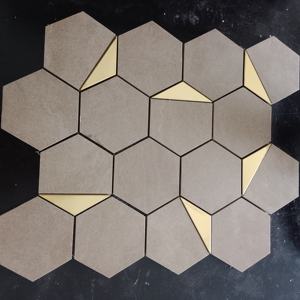 Shangar Custom Create 73mm Hexagon Mosaic Gold Metal Chip Porcelana esmaltada para paredes de baño y áreas de ducha Área de comedor - Product Image 1