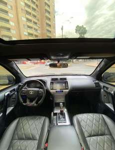 Toyota Land Cruiser Prado SUV Hybride Diesel Essence 2021, Moteur 4L, Boîte Automatique/Manuelle, Pneus R17, Intérieur Cuir - Product Image 3