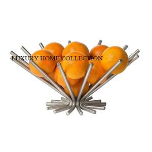 Grande corbeille à fruits artisanale en métal faite de fils de fer durables avec charme vintage et structure incurvée attrayante - Product Image 4