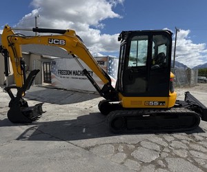 2-ton <b>mini</b> excavator with Sany hydraulic cylinder, gear pump, Kubota engine, fast delivery, top quality guaranteed - Product Image 3