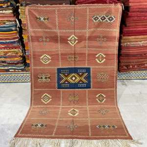 พรมโมร็อกโกแท้ ทำมือจากขนสัตว์ ลายเบอร์เบอร์แบบดั้งเดิม สไตล์วินเทจและโมเดิร์น สำหรับตกแต่งบ้าน - Product Image 1