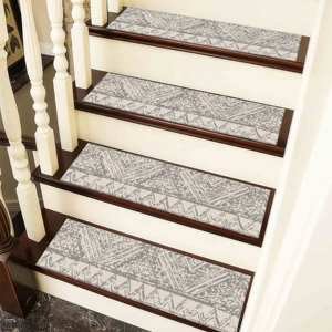 Geometric Pattern Printed Rug - Modern Design for Home Decor,Step Rug - Product Image 4