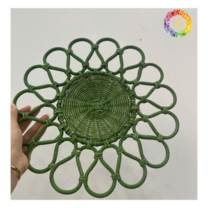 <b>Round</b> Rattan Tabletop <b>Placemat</b>, Natural Color Charger Plate Pad for Dining, Flower-Shaped Rattan <b>Placemat</b> For Sales - Product Image 6