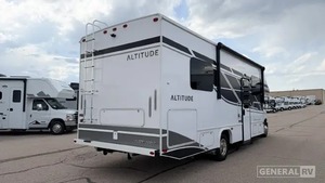 Vendedor Verificado de Fletwood Altitude 29F Usado 2025, Listo para Viajar - Product Image 2