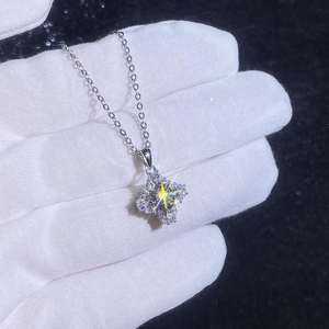 Collier pendentif trèfle à quatre feuilles en argent sterling 925 de haute qualité, avec moissanite VVS D, 1 carat, pour femme, noir - Product Image 5