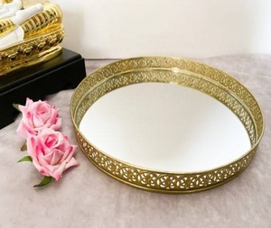 Solid Metal <b>Gold</b>-Colored Serving <b>Tray</b> with Handle for Home Restaurant Hotel Decorative Use - Product Image 3