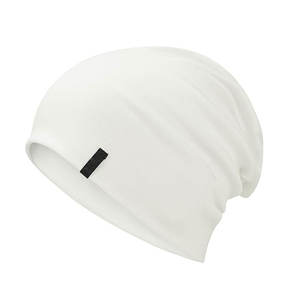 Gorros de sublimación personalizados de alta calidad, gorros únicos para mujer, costuras duraderas con diseños elegantes para la comodidad del clima frío - Product Image 5