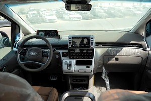 HYUNDAI STARIA EN OFERTA, AUTOMOTRIZ DE LUJO CON TRANSMISIÓN AUTOMÁTICA, MOTOR V6, 8 PLAZAS - Product Image 5