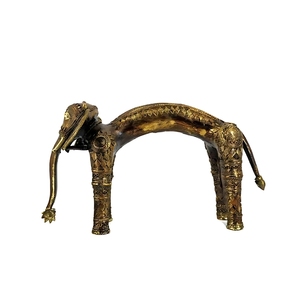 Figura Decorativa de Elefante Estirado, Hecha a Mano en Latón Macizo, Color Bronce, 11 Pulgadas, Decoración para Mesa, Regalo, Artesanía India - Product Image 4
