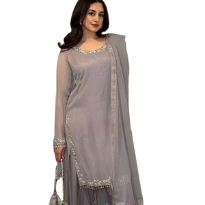Conjunto de Tres Piezas de Moda Pakistaní para el Mes de Ramadán, Especial para el Eid, Bordado con Pedrería, Georgette, Seda, Piel Sintética, Sin Costuras, para Fiesta - Product Image 1