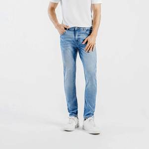 กางเกงผ้ายีนส์แฟชั่นผู้ชายคุณภาพสูงมีกระเป๋าแบบกำหนดเองกางเกงผ้าเดนิมทรงหลวมมีสไตล์ - Product Image 1