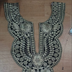 Parches de joyería de moda de Gargantilla metálica de color plateado de gama alta personalizada para uso diario - Product Image 1