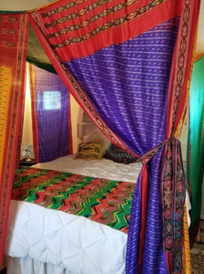 Auvent de lit sari bohème multicolore vintage avec moustiquaire pour la décoration intérieure ou le camping - Product Image 6