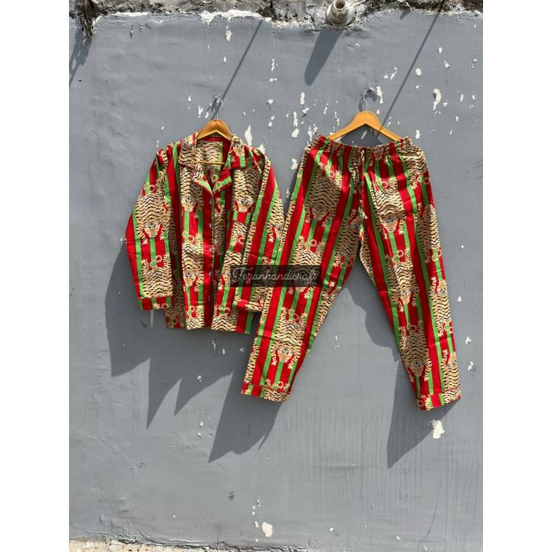 สีรอยัลบลู