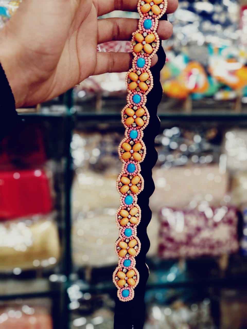 ตามที่แสดง