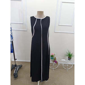 Robe longue en viscose pour femme Jane's, col épaules dénudées, avec détails de fines bretelles 36842-Noir - Product Image 5