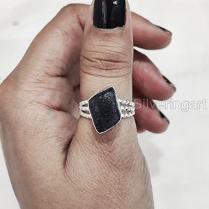 Joyería de piedra en bruto Anillo de mujer Natural Raw Blue Sapphire Gemstone September Birthstone Doted Band Anillo de plata esterlina 925 - Product Image 4