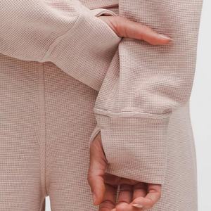 เสื้อฮู้ดดี้โอเวอร์ไซส์ผ้าคอตตอนหนานุ่ม สไตล์ลำลอง พิมพ์ลายโลโก้ด้านหน้าด้วยเทคนิคฮีททรานเฟอร์ พัฟพริ้นติ้ง สำหรับฤดูใบไม้ร่วงและฤดูหนาว เหมาะสำหรับผู้หญิง - Product Image 6