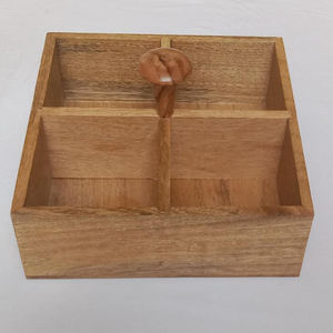 กล่องไม้ใส่เครื่องใช้บนโต๊ะอาหารที่ทำจากไม้ที่เก็บอุปกรณ์ในครัวอเนกประสงค์สีน้ำตาลสำหรับบ้านบาร์รีสอร์ทโดย ayaans - Product Image 1