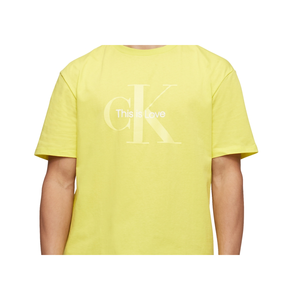 T-shirt Calvin Klein da uomo con stampa logo Pride, gialla, oversize, in jersey pesante, taglia S - Product Image 2