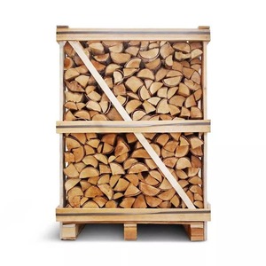 Bois de chauffage sec Ankara : Lot de bois empilé dans une caisse en bois avec sangles métalliques pour stockage extérieur - Product Image 1