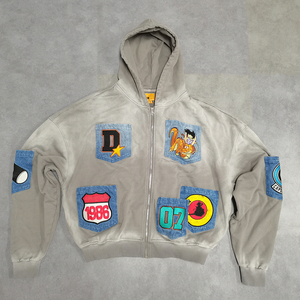 เสื้อฮู้ดดี้ปักลายเชนิลล์แบบกำหนดเอง แต่งสีสเปรย์ กระเป๋าผ้ายีนส์ ทรงปกติ สำหรับผู้ชาย ประดับคริสตัล ฤดูหนาว เป็นมิตรกับสิ่งแวดล้อม สไตล์วินเทจ - Product Image 1